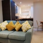 Serviced Accommodation Guildford - Abbots Place Garden Parking Free Wifi Apartments - Urban Stay