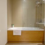 West London Serviced Apartments - Skerne Road Free Wifi Balcony Parking Apartments - Urban Stay