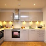 West London Serviced Apartments - Skerne Road Free Wifi Balcony Parking Apartments - Urban Stay