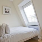 Bond Street Corporate Accommodation near Oxford Street, Soho and The West End. Book our 2-bed penthouse apartment London with lift access. Urban Stay
