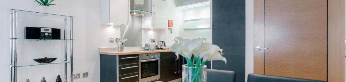 Book Guildford Short Let Apartments with free Wifi and parking. Book furnished serviced apartments in Guildford with more space than a hotel! Urban stay