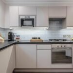 Buckingham Palace Apartments for short lets and corporate stays.Book our furnished London Victoria Accommodation near Westminster and Big Ben Urban Stay