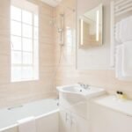 Book Chelsea Luxury Accommodation in Central London at low cost! Our Chelsea Cloisters Aparthotel offers affordable short lets for corporate guests | Urban Stay