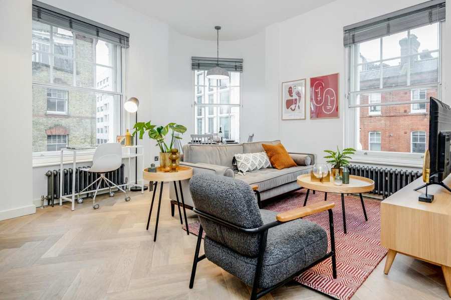 Fully furnished Fitzrovia Serviced Apartments with wifi and all bills included. Book Pet Friendly Serviced Apartments in Central London now! urban stay