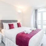 Furnished Serviced Apartments Staines with parking, wifi, all bills included. Book corporate accommodation in West London with Thames views! Urban Stay
