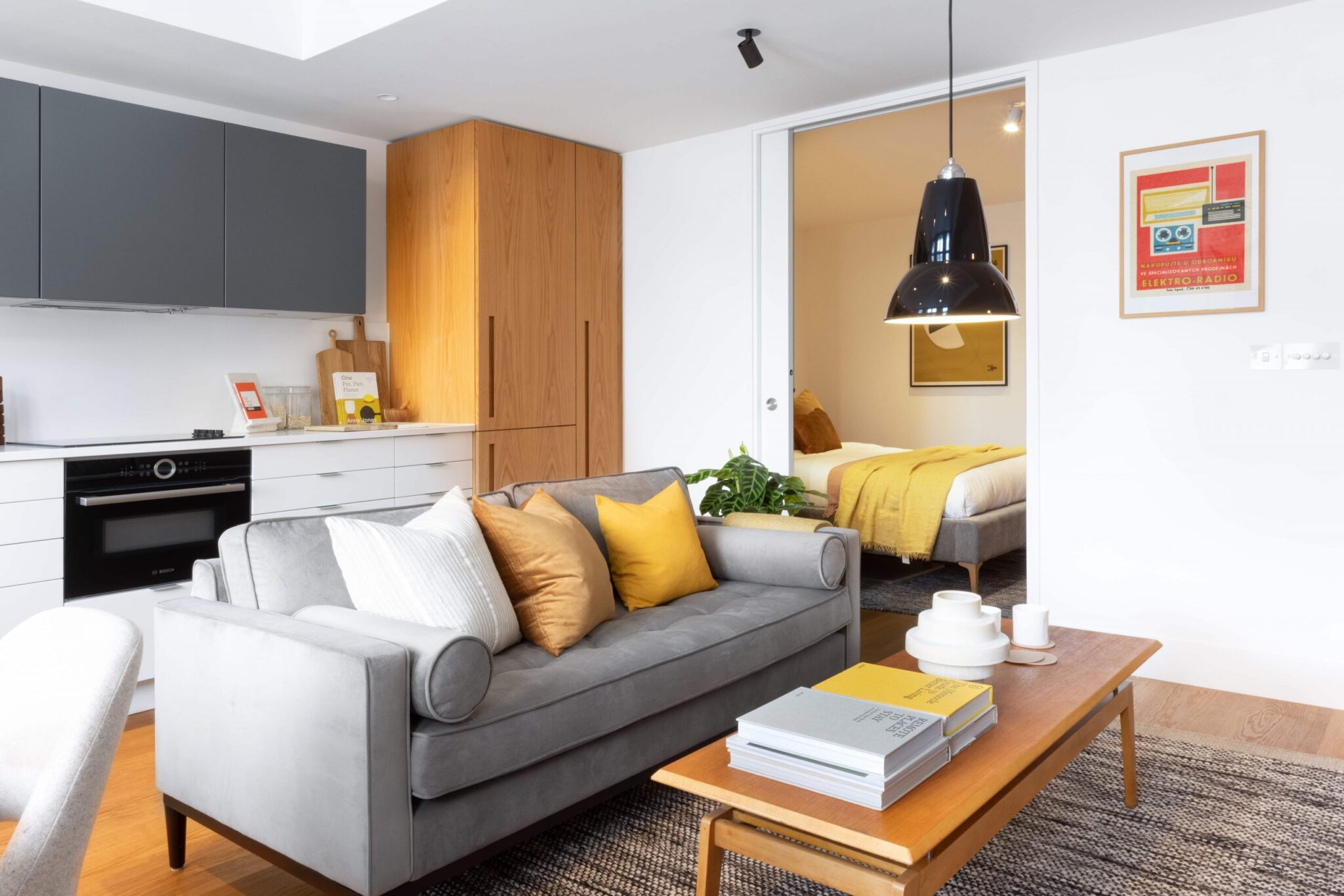 Luxury Apartments Marylebone available for short lets! Book The Marlo Serviced Accommodation Near Regents Park, Oxford Street and Soho now! urban Stay