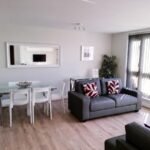 Short Let Apartments Croydon near Croydon town centre and Croydon train station. Book the best corporate serviced accommodation now with wifi Urban Stay