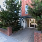 Short Let Apartments Croydon near Croydon town centre and Croydon train station. Book the best corporate serviced accommodation now with wifi Urban Stay