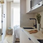 Aldgate Corporate Accommodation with 24h Reception, Lift, Gym and Aircon. Book pet friendly furnished serviced apartments in London City now! Urban Stay