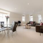Our Serviced Accommodation Leatherhead offer short let apartments in Surrey for holidays or business travel. Furnished, All Bills Incl, Parking, Free Wifi - Urban Stay