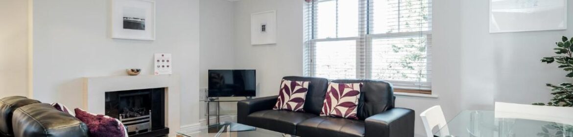 Surrey Corporate Accommodation Esher available for short lets and holiday stays in the UK. Book furnished apartments in Esher with parking now Urban Stay