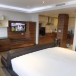 Discover comfort at Watford Apartments, premier serviced apartments in Watford, near top attractions and transport links. Book now! | Urban Stay