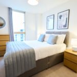 Discover top-tier holiday accommodation in Milton Keynes at Vizion Apartments. Indulge in contemporary luxury for an unforgettable stay | Urban Stay