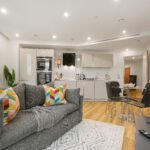 Executive Accommodation London near Aldgate offers luxury serviced apartments with easy access to transport, business hubs & sights.