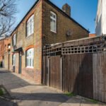 Book the perfect Short Let Accommodation in South London with these luxury Serviced Apartments Deptford. Stay for one week, one month or more | Urban Stay