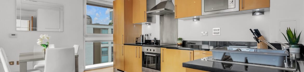 Luxury Apartments Canary Wharf-Lanterns Way Stay at Lanterns Way Serviced Apartments, offering luxury apartments in Canary Wharf. Perfect for business & leisure, with great amenities and transport links. | Urban Stay
