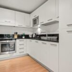 Stay in the heart of London with our corporate apartments in London City. Book fully furnished serviced apartments near St. Paul’s Cathedral.