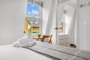 Deluxe Liverpool Street Apartments - East London Serviced Apartments - London | Urban Stay