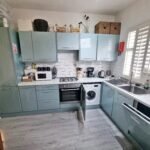 Book The Best Family Accommodation in London near Greenwich, Canary Wharf, London Bridge and tourist sights!Pet friendly apartment with garden | Urban Stay