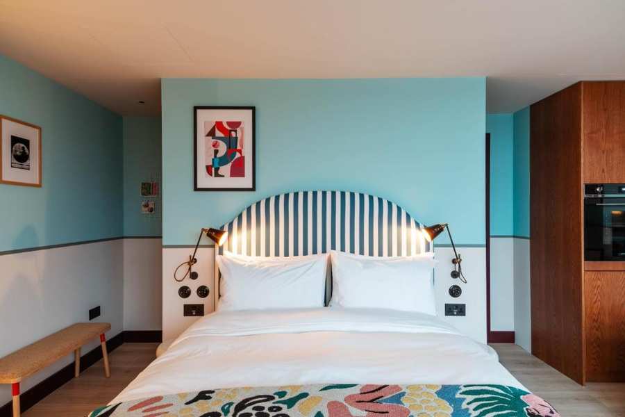 Windmill Road Apartment - West London Serviced Apartments - London | Urban Stay