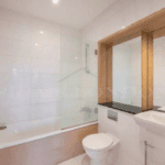 Discover comfort and convenience at Euston Deluxe Serviced Apartment, a King’s Cross serviced apartment perfect for all travellers! | Urban Stay