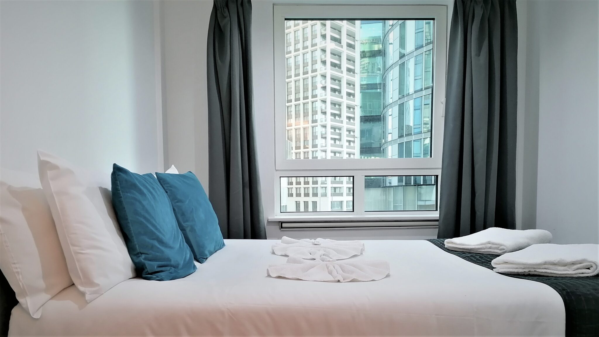 Skyline House Apartments - North London Serviced Apartments - London | Urban Stay