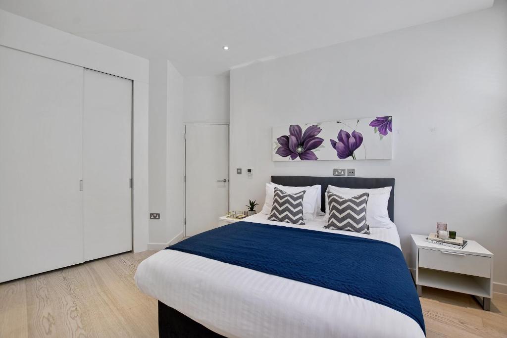 Covent-Garden-Serviced-Apartment-West-Street-|-Urban-Stay
