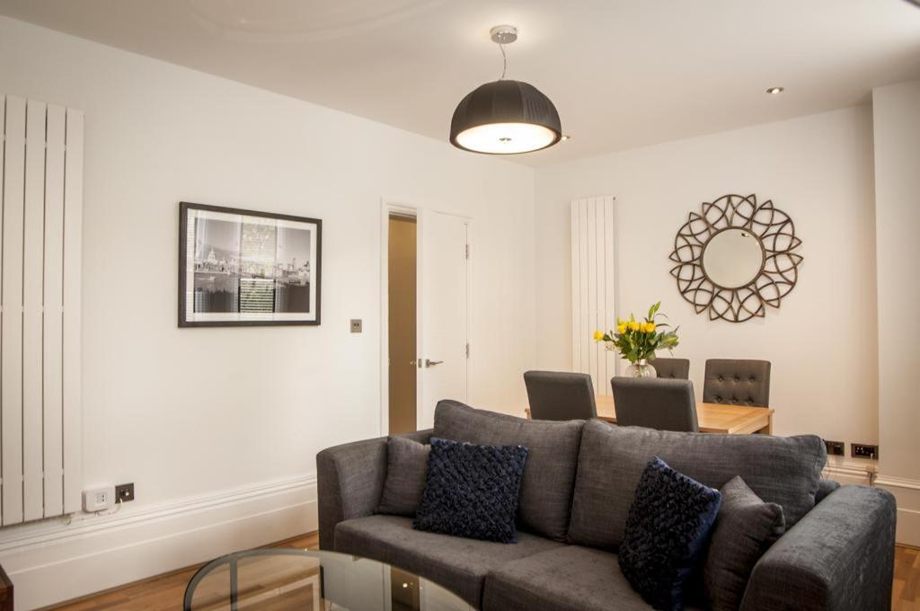 Charing-Cross-Serviced-Apartments-Garrick-Mansions-|-Urban-Stay