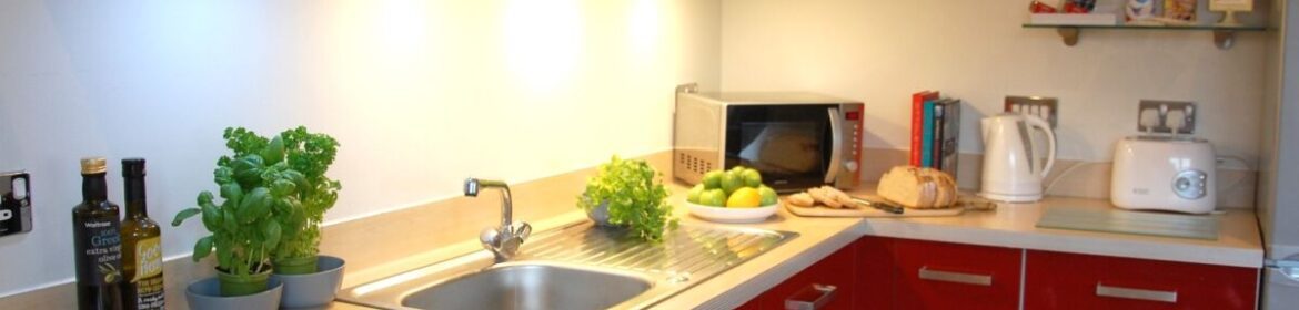 The Centro Serviced Apartments Northampton offer the perfect short let accommodation near Milton Keynes.