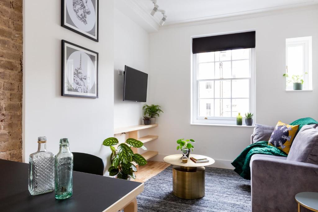 Book-our-Luxury-Serviced-Apartments-in-Bloomsbury-today!-Stay-in-the-ideal-Central-London-Accommodation-near-Soho,-the-West-End,-Oxford-Street-|-Urban-Stay