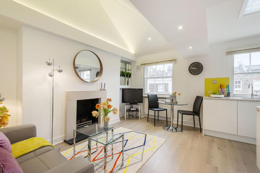 Book-our-Luxury-Serviced-Apartments-in-Bloomsbury-today!-Stay-in-the-ideal-Central-London-Accommodation-near-Soho,-the-West-End,-Oxford-Street-|-Urban-Stay