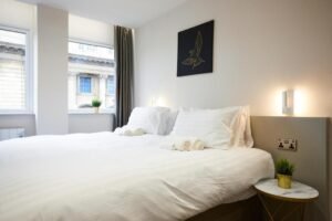 Hull City Centre Accommodation-City Studio | Urban Stay