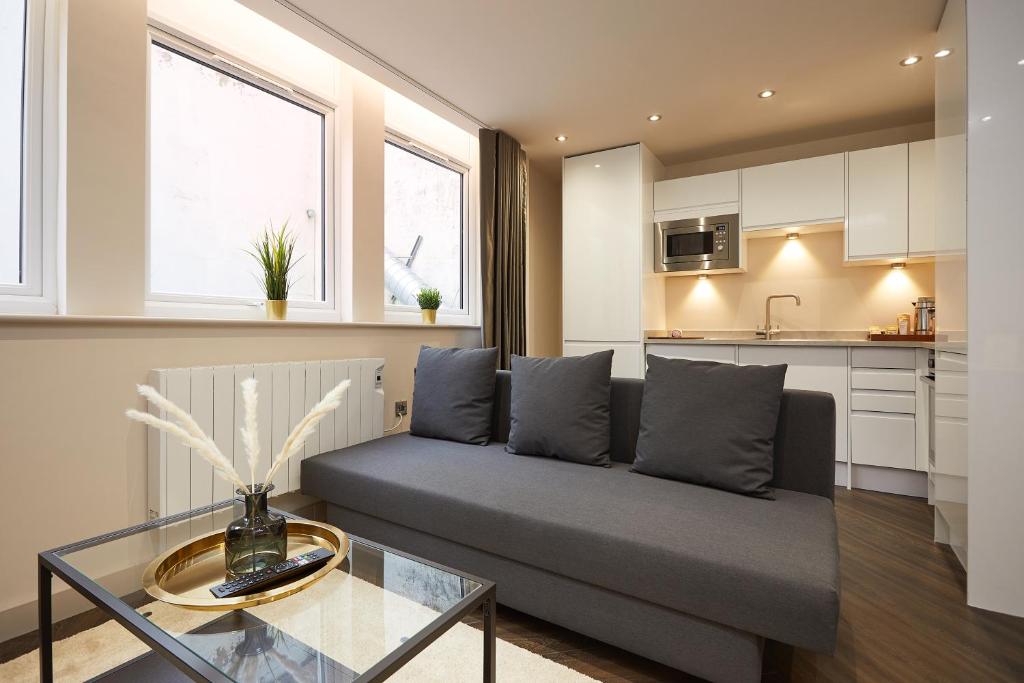 City Studio Apartments Serviced Apartments - Hull | Urban Stay