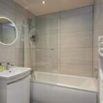 Hull City Centre Accommodation-City Studio | Urban Stay