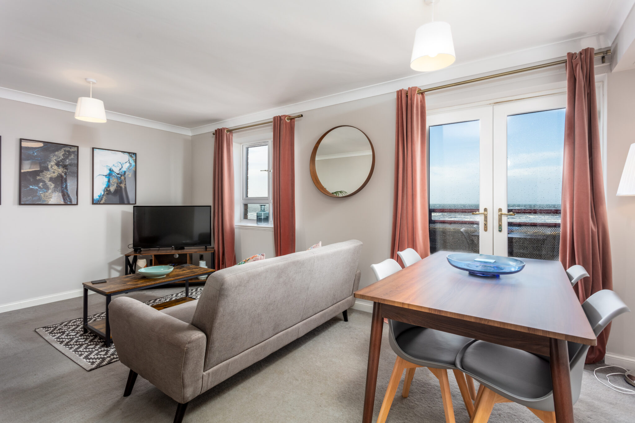 Book Holiday Accommodation in Ayr Near The Beach, Prestwick Golf Club, and Gatwick Prestwick Airport! Our Apartments are Cheaper Than Hotels | Urban Stay