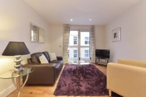 Book 5*Accommodation Near Tower Hill! Our Serviced Apartments London City Are Close to Liverpool Street, Spitalfields, Shoreditch & The Shard | Urban Stay