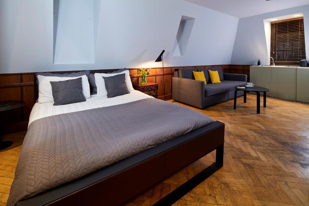 Europa House Apartments - Central London Serviced Apartments - London | Urban Stay