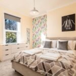 Book Prestwick Serviced Apartments Near Prestwick Golf Club, Glasgow Prestwick Airport and Prestwick Beach! Save Money Compared to a Hotel! Urban Stay