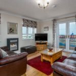 Book Serviced Accommodation Ayr near Gatwick Prestwick Airport, Ayr Beach, Prestwick Golf Club, Ayr Racecourse! Long Stay Discounts Available | Urban Stay