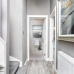 Experience comfort and freedom with our self-catering accommodation in Prestwick. Book now for a memorable stay. | Urban Stay