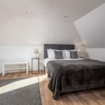Book Prestwick Serviced Apartments Near Prestwick Golf Club, Glasgow Prestwick Airport and Prestwick Beach! Save Money Compared to a Hotel! Urban Stay