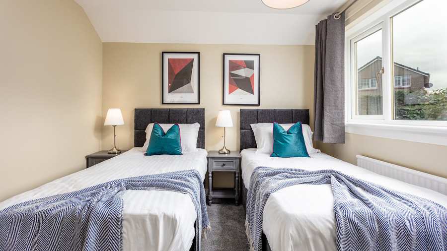 Isla Retreat Serviced Apartments - Ayr | Urban Stay