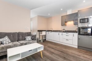 Looking for Accommodation near Windsor Castle, Legoland, Heathrow Airport or Thorpe Park? Book our Serviced Apartments in Egham today! Urban Stay