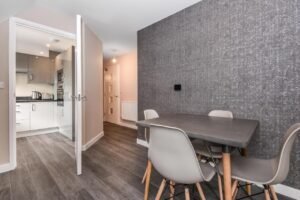 Looking for Accommodation near Windsor Castle, Legoland, Heathrow Airport or Thorpe Park? Book our Serviced Apartments in Egham today! Urban Stay