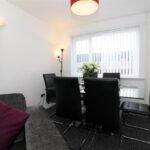 Experience comfort in our 2-bedroom Accommodation Near Glasgow Airport . Newly renovated with modern furnishings, it boasts spacious rooms and easy access to shops, bars, and the ON-X Linwood sport center Book Now.
