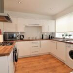 Book Modern Scotstounhill Accommodation near Glasgow City centre. Our Serviced Apartments are Fully Furnished with All Bills Incl and Cheaper Than Hotels! | Urban Stay