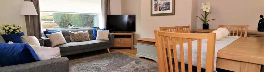 Book Modern Scotstounhill Accommodation near Glasgow City centre. Our Serviced Apartments are Fully Furnished with All Bills Incl and Cheaper Than Hotels! | Urban Stay