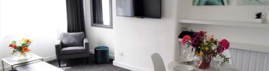 Hillington Accommodation-Craigmuir Glasgow | Urban Stay Discover comfort in Hillington Accommodation, Craigmuir Glasgow. Fully furnished, complimentary WiFi, and modern amenities. Reserve your stay now! | Urban Stay