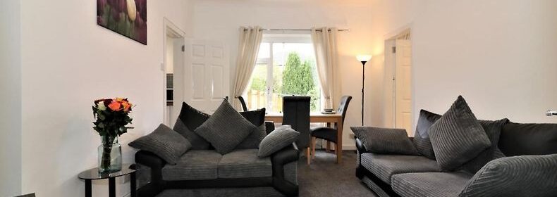 Experience the comforts of home with our attentive team's hospitality at Serviced Accommodation West Glasgow. Book your stay for a week, a month, or longer and enjoy our affordable rates. Contact us today to make your reservation