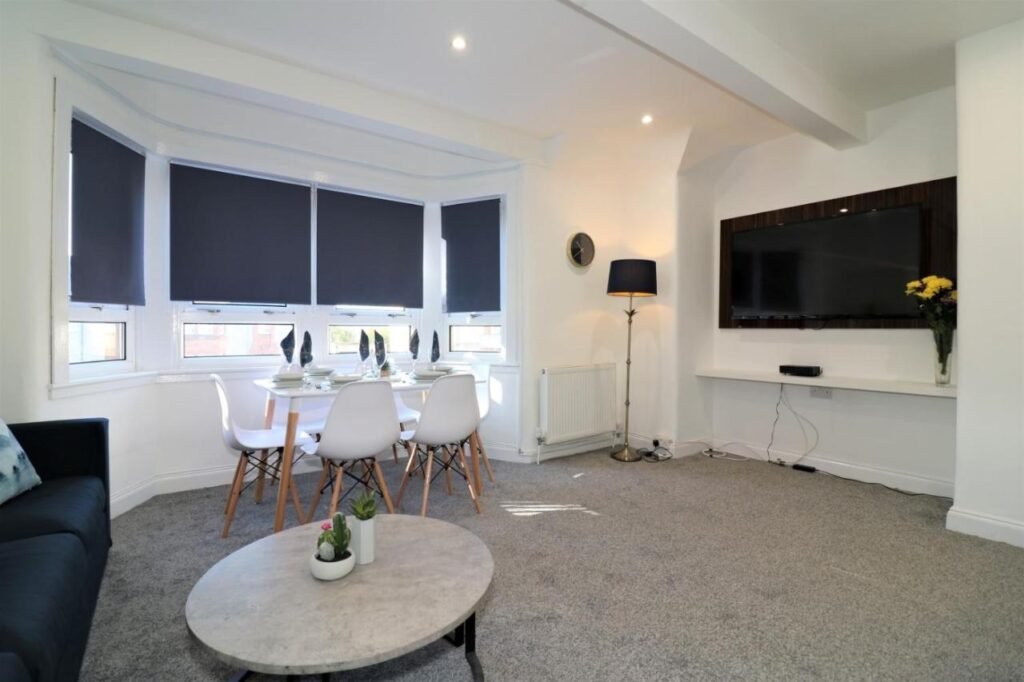 Renfrew Serviced Apartments